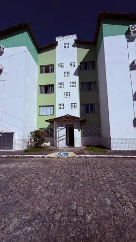 Alameda do Norte | Apartamento Reformado, Desocupado e Pronto para Morar! 