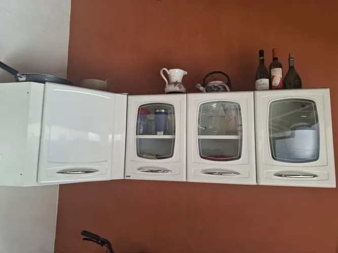 Armario aéreo Bertolini 4 portas 190 cm