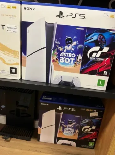 PS5 SLIM /Garantia/Nota fiscal/COM LEITOR DE DISCO