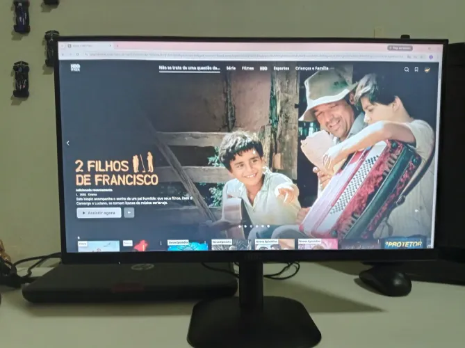 Monitor AOC