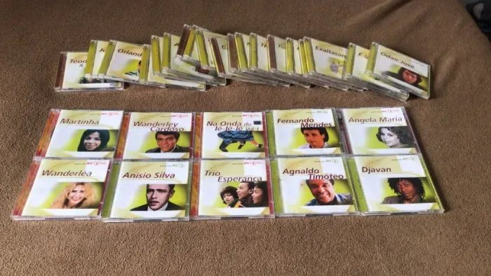 Coleção de Cds Duplos da Série Bis de Música Brasileira 30 Títulos