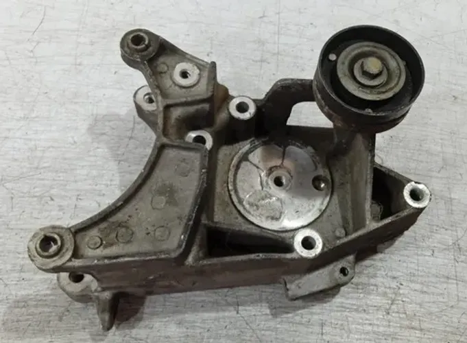 Suporte Do Alternador Discovery V8 1999 2000 