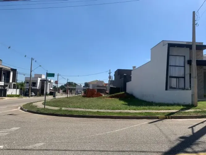 Terreno à Venda - Condomínio Terras de São Francisco | Venda Direta com o Proprietário