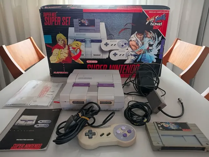 Super nintendo console street fighter alpha 2 set 