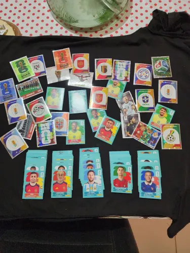Figurinhas panini copa 2026, quase 300 figurinhas.