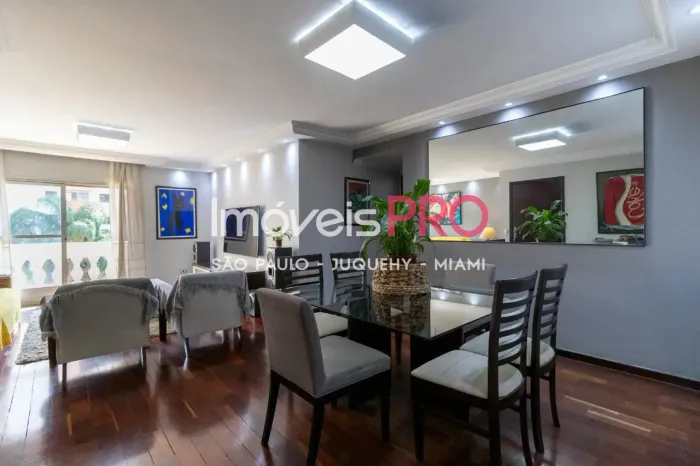 Apto de 4 dorm sendo 1 suite e 3 vagas no Brooklin Novo prox do metro