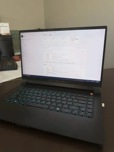 ALIENWARE M15 R6 RTX 3070 I7 11Gen 165HZ SSD 2TB 32GB RAM