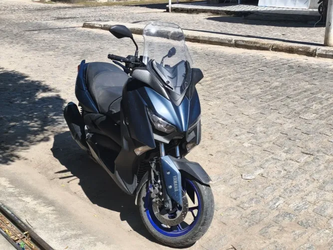 Yamaha X MAX