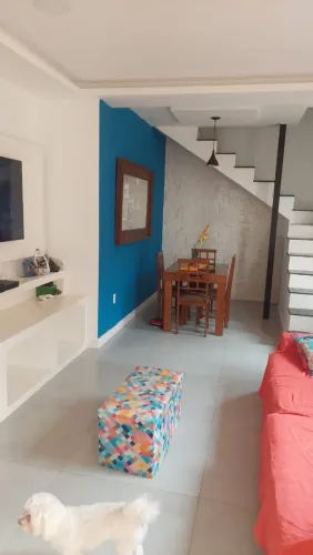 Vendo casa de vila, com 3 quartos no Méier
