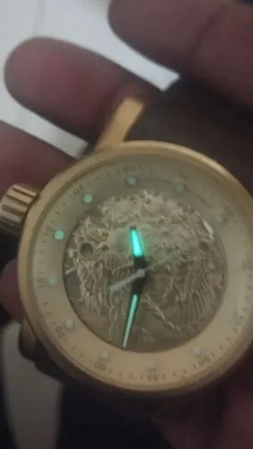 Vende -$e Invicta Yakuza