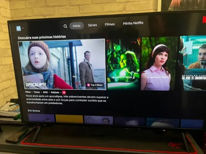 Smart TV 43" Samsung RU 7100 com defeito ! leia descrição !