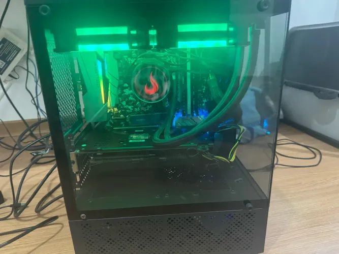 PC Gamer Ryzen 5 5600GT | 16GB RAM | SSD NVMe 512GB