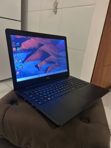 Notebook Dell Core i5 8GB+SSD M2 256GB - Placa Dedicada AMD 2GB