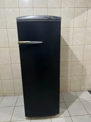 Geladeira usada
