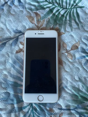 iPhone 8