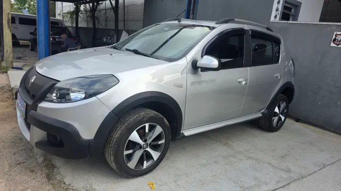 Renault Sandero Stepway Hi-power 1.6 8V 5P 2014