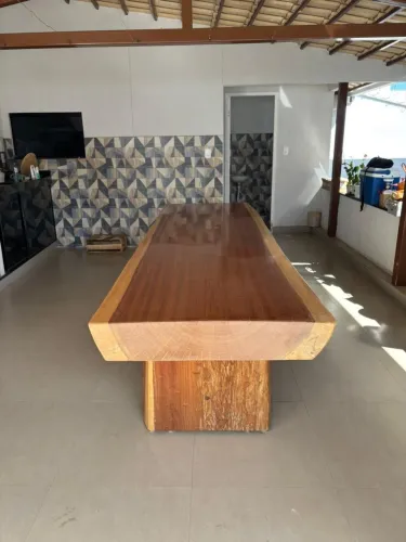 Mesa de madeira Jatobá