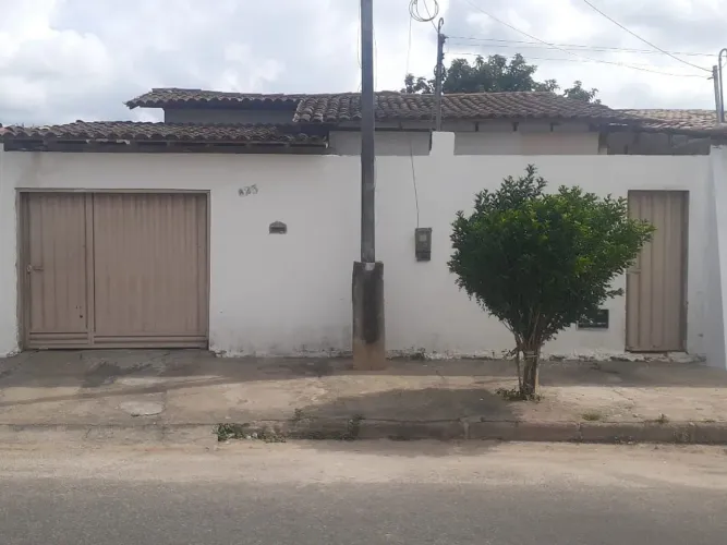 CASA A VENDA