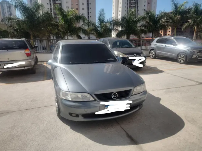Chevrolet Vectra GL 2.2 / 2.0 MPFI 2001