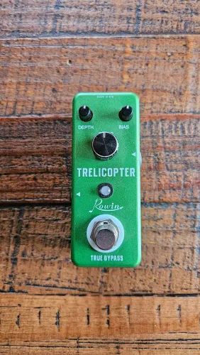 Pedal Tremolo Rowin Trelicopter 