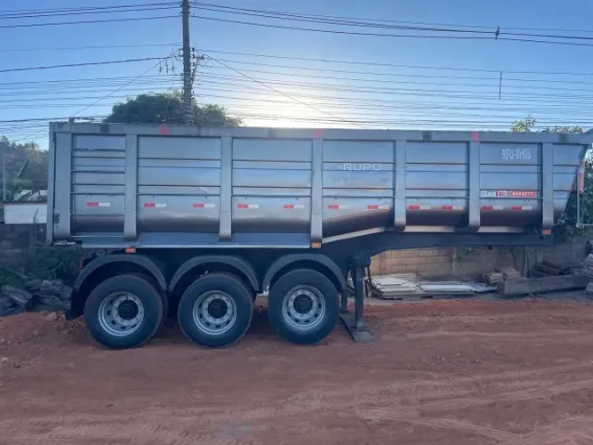 Semi reboque basculante Rossetti 25 m3  ANO 2020