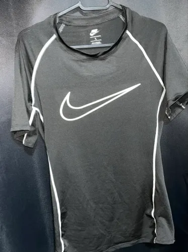Camisa Compressão Nike G Preta