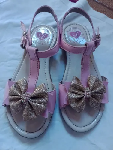 Sandália infantil linda's