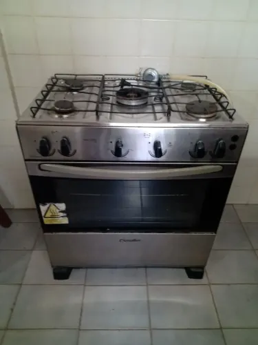 Fogão Esmaltec autolimpante aço inox 5 bocas com mangueira e registro