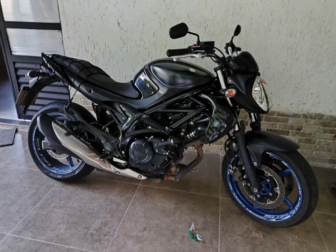 Vendo Suzuki gladius 650cc