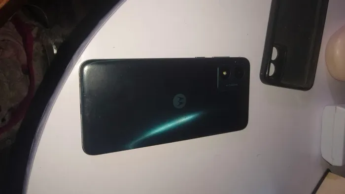 Motorola motoe 13