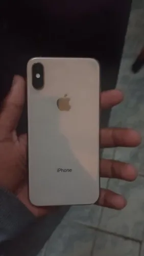 Vendo iPhone xr normal muito novo