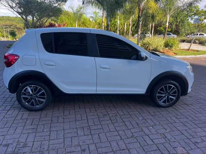 Renault Sandero Intense Flex 1.6 16V 5P Aut. 2020