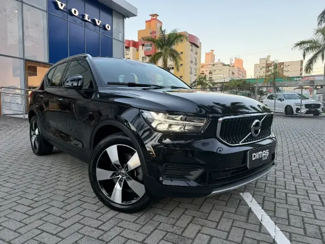Volvo XC40 XC 40 T-4 Momentum 2.0 190cv FWD 2020