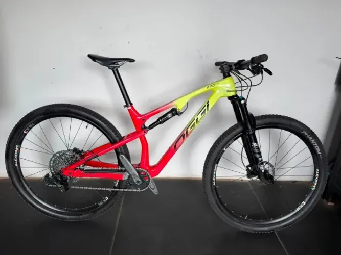 Oggi Cattura T20 - Tamanho M | GX | Fox 34 Performance 120mm