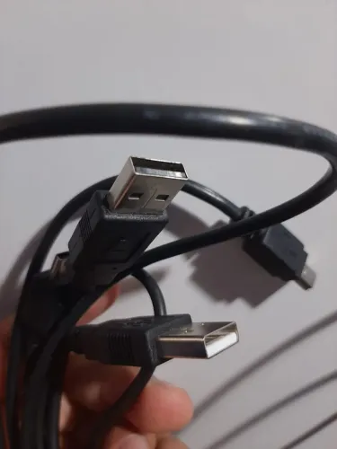 Conjunto de dois cabos HDMI