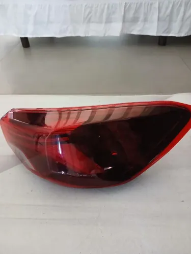 Lanterna original Traseira Onix 2021 L.E