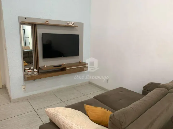 Linda Casa Linear em Mini Condomínio Familiar 3 Quartos (1 Suíte), Cozinha Americana e Ár