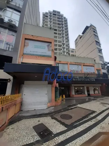 Frente de Rua - Centro comercial para aluguel com 52 metros quadrados em Tijuca