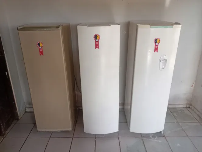 3 refrigeradores Consul palitos em ótimo estado 750 cada
