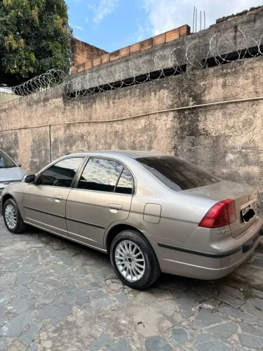 Honda Civic Sedan LX 1.7 16V 115cv Mec. 4P 2001