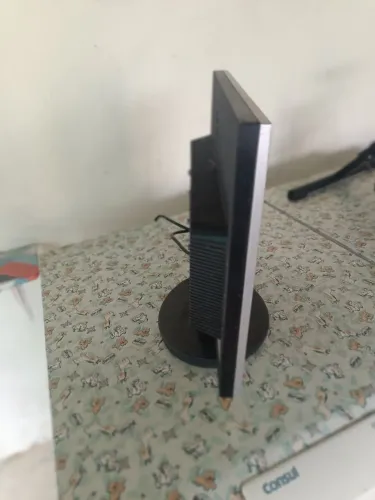 Monitor pequeno