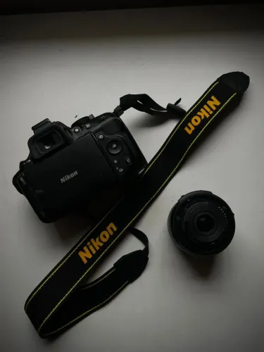 CAMERA NIKON D5200