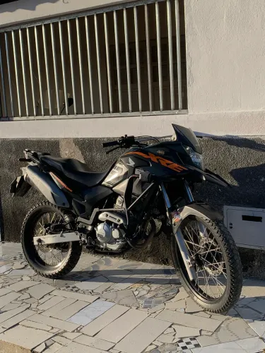 Troco por carro sem anúncios absurdos.