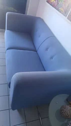Sofá moderno