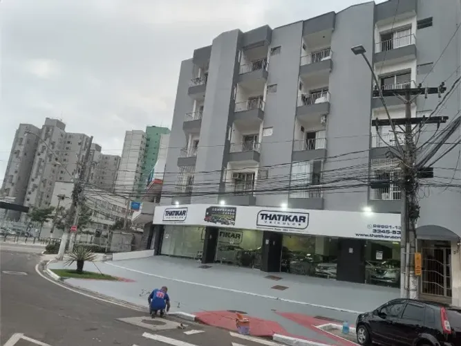Alugo apartamento kitnet Bento Ferreira 1750 condomínio Agua incluso Cama fogao geladeira 