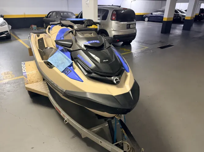 Sea doo seadoo wake 230 pro 2026/2026 tirado em dezembro