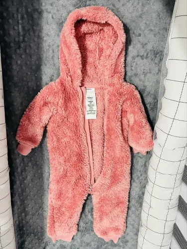 Macacão carters inverno 9-12 meses