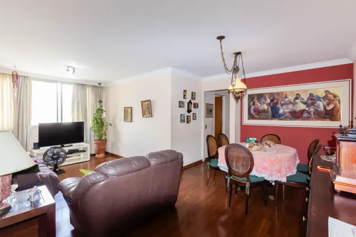 Itaim Bibi - Apto a venda - 120m² - 3 quartos (1 suíte) - 1 vagas