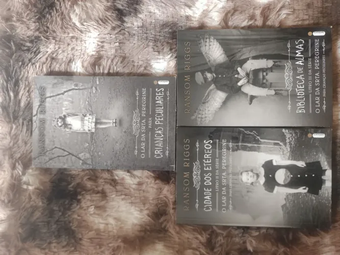 Livro O lar das crianças peculiares