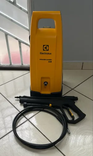 Lavadora de Alta Pressão Electrolux Power Wash Eco 1450w EWS30